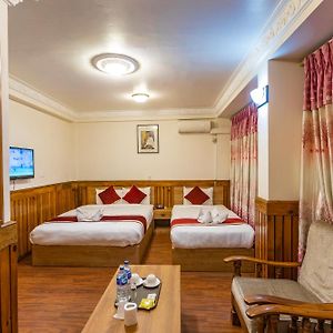 Deluxe Family Suite